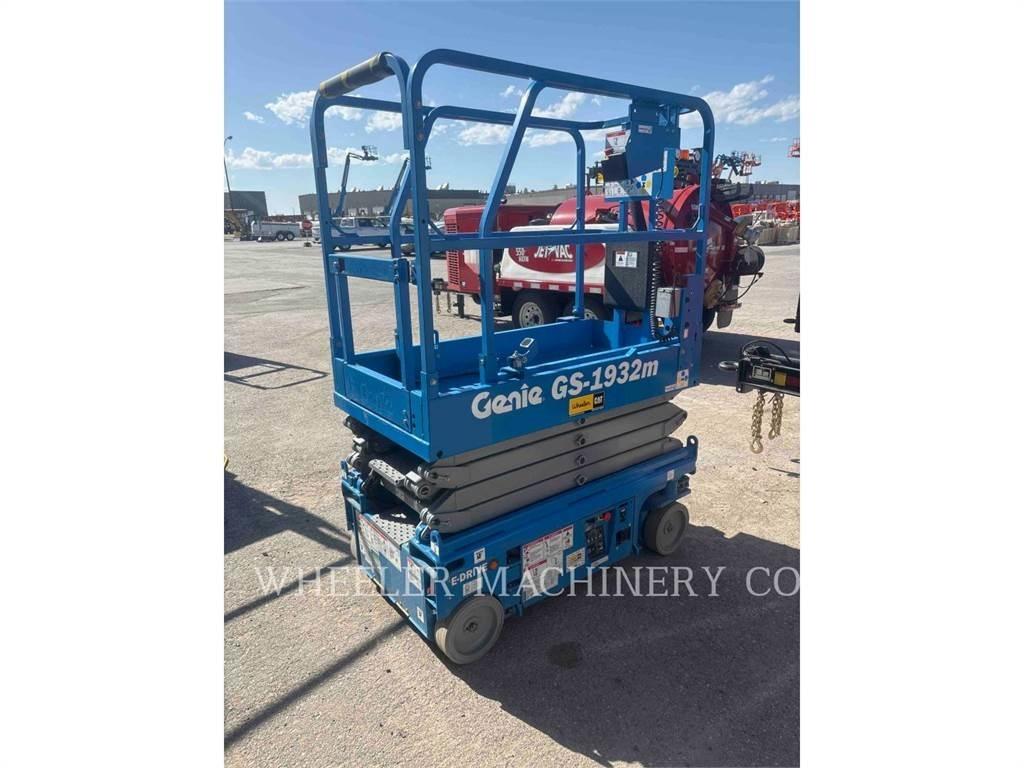 Genie GS1932M Makazaste platforme