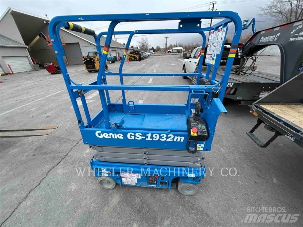 Genie GS1932M Makazaste platforme
