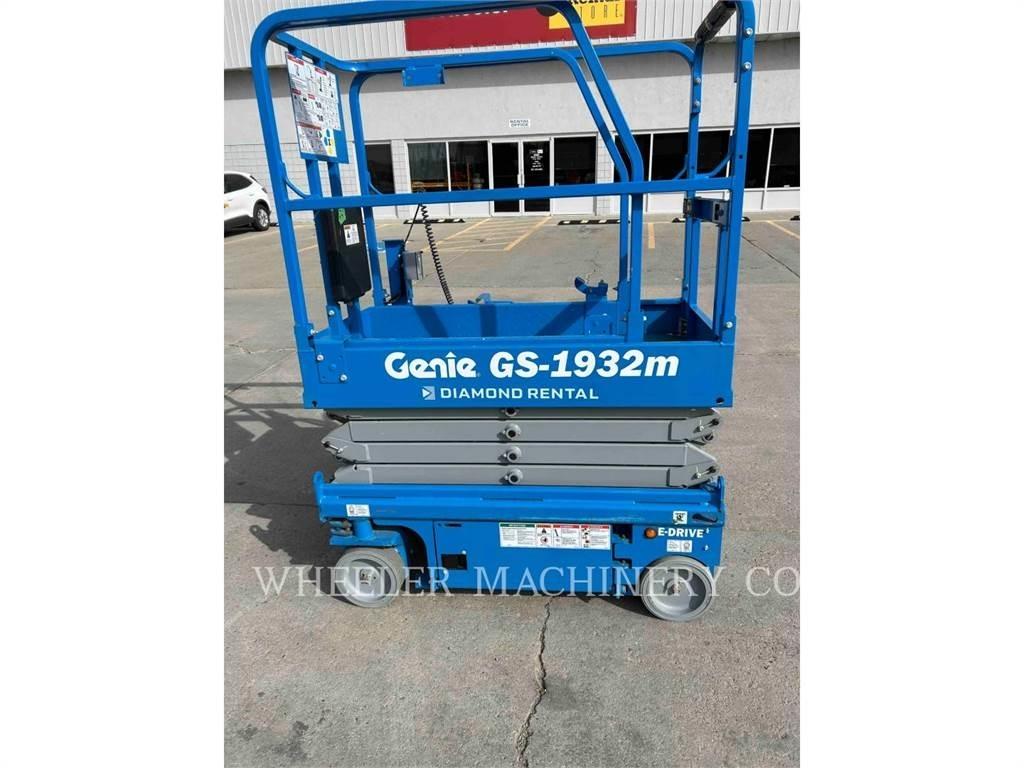 Genie GS1932M Makazaste platforme