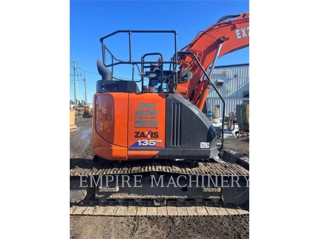 Hitachi ZX135US-6 Bageri guseničari