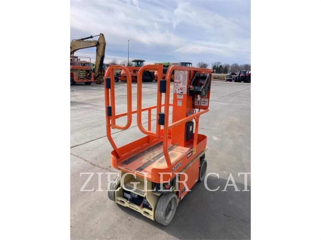 JLG 1230ES Makazaste platforme