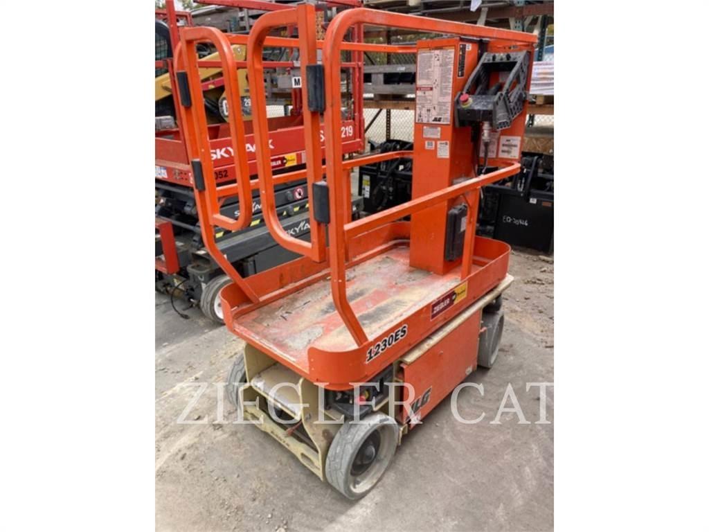 JLG 1230ES Makazaste platforme
