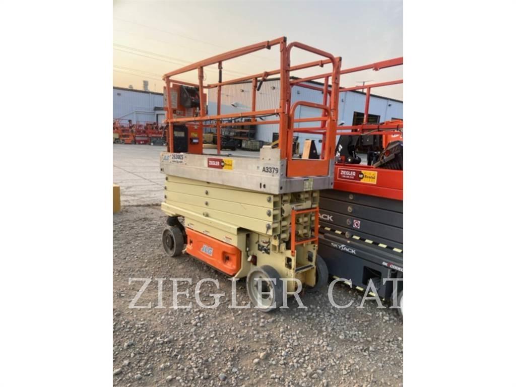 JLG 2630ES Makazaste platforme