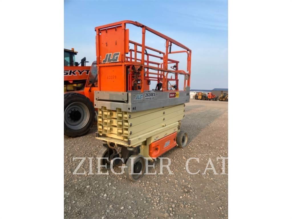 JLG 2630ES Makazaste platforme