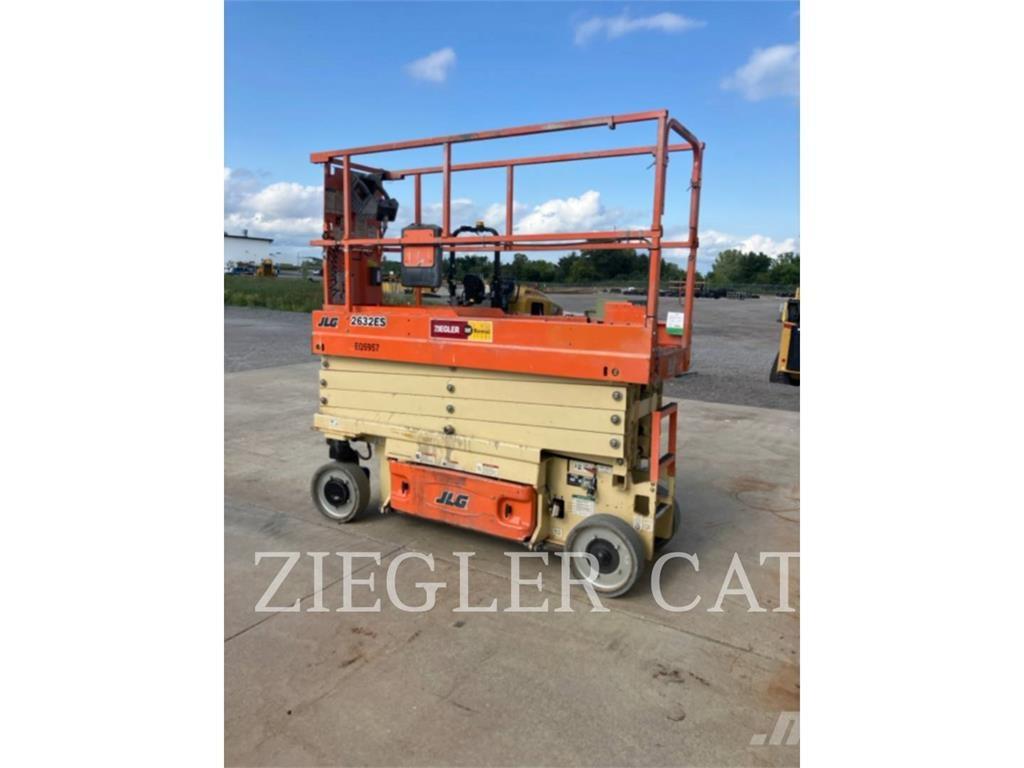 JLG 2632ES Makazaste platforme