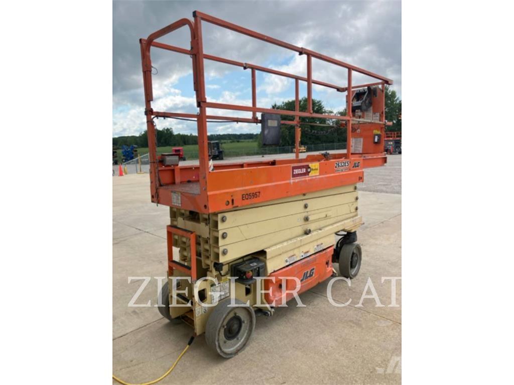 JLG 2632ES Makazaste platforme