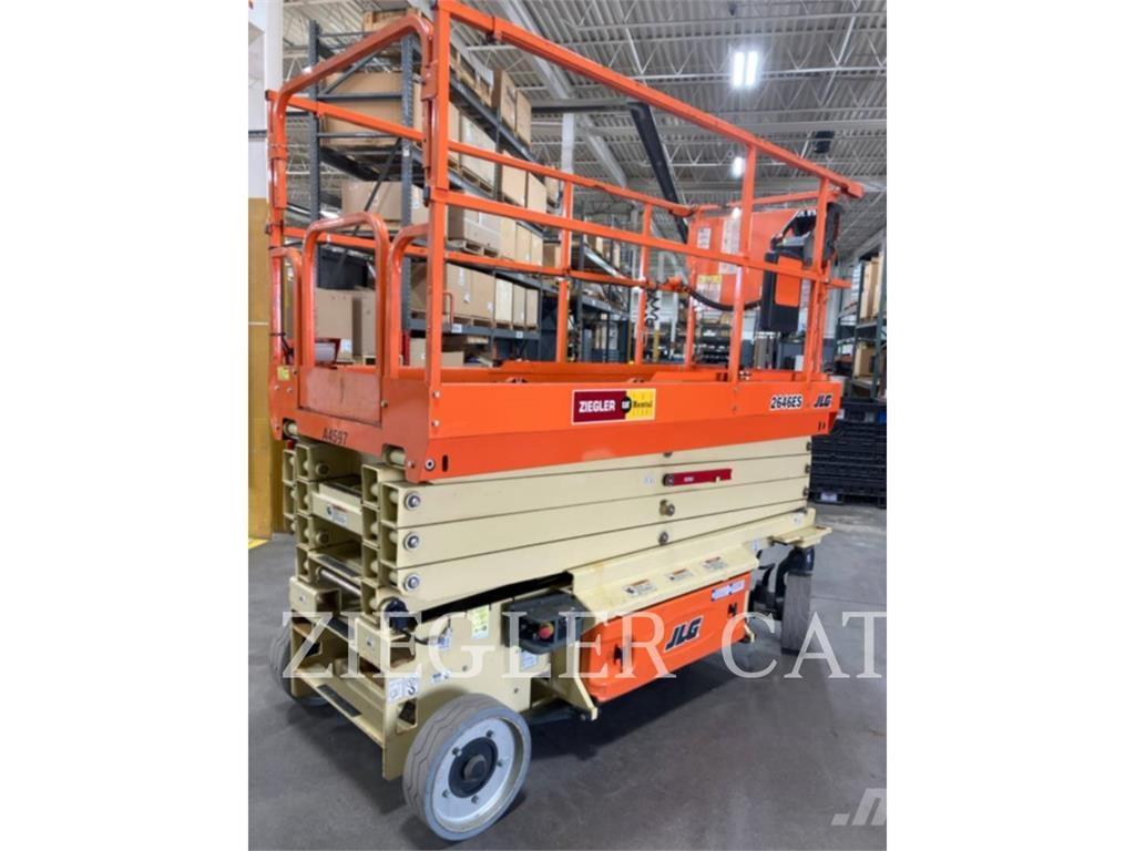 JLG 2646ES Makazaste platforme