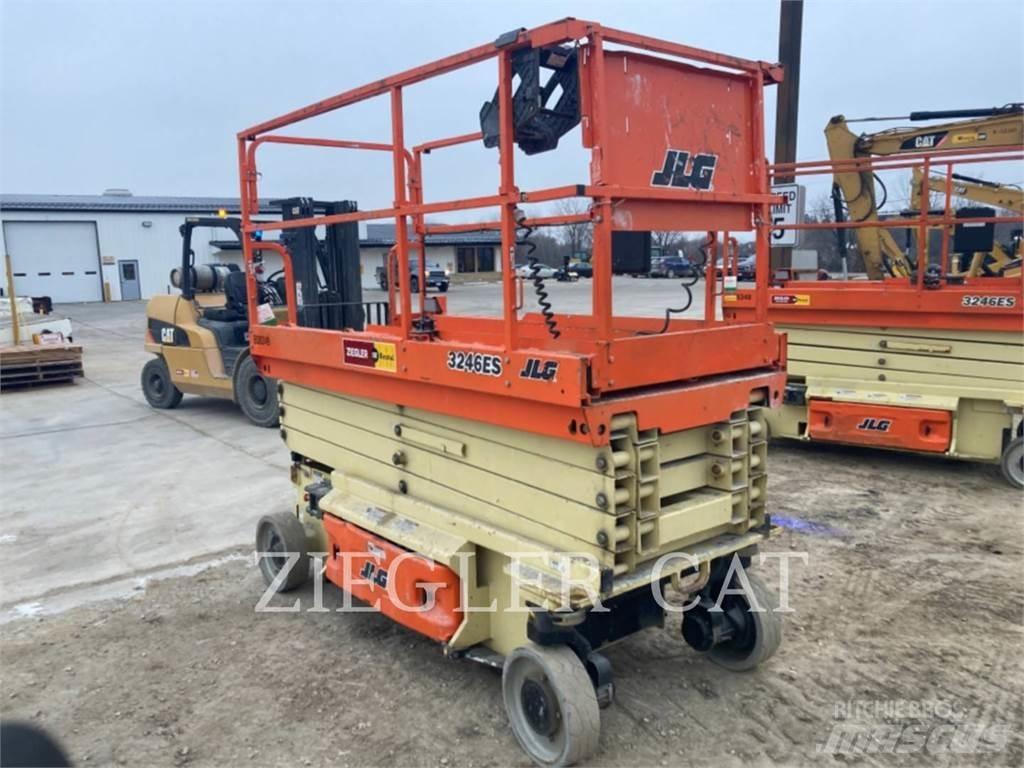 JLG 3246ES Makazaste platforme