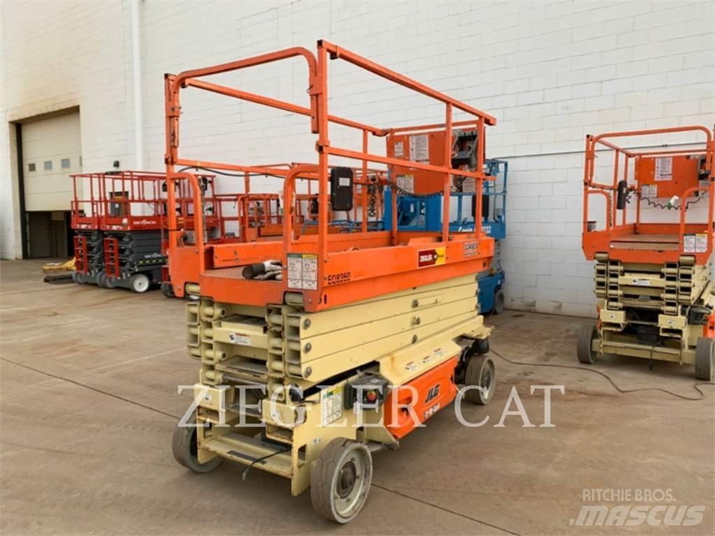 JLG 3246ES Makazaste platforme