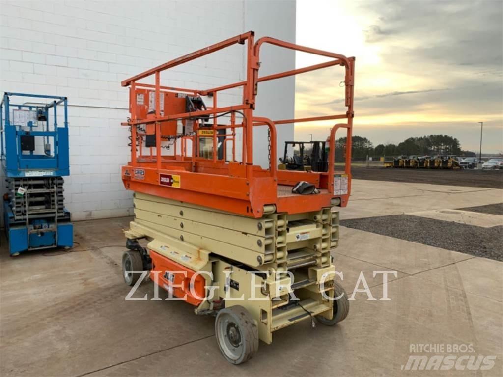 JLG 3246ES Makazaste platforme