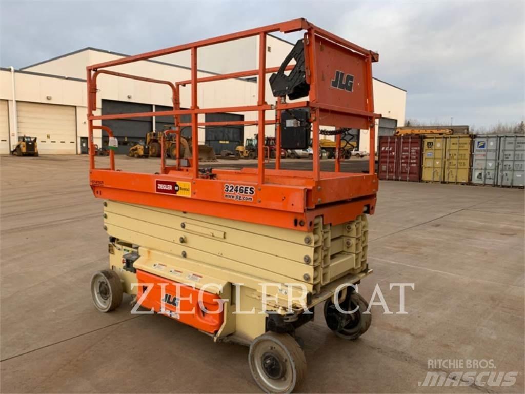JLG 3246ES Makazaste platforme