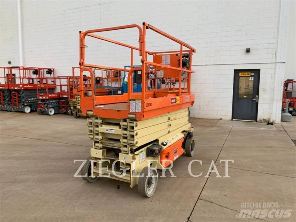JLG 3246ES Makazaste platforme