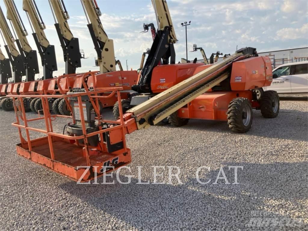 JLG 600S Zglobne podizne platforme