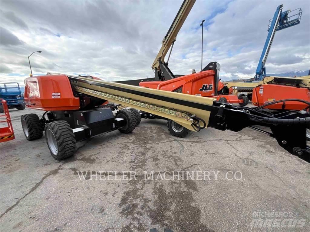 JLG 660SJ Zglobne podizne platforme