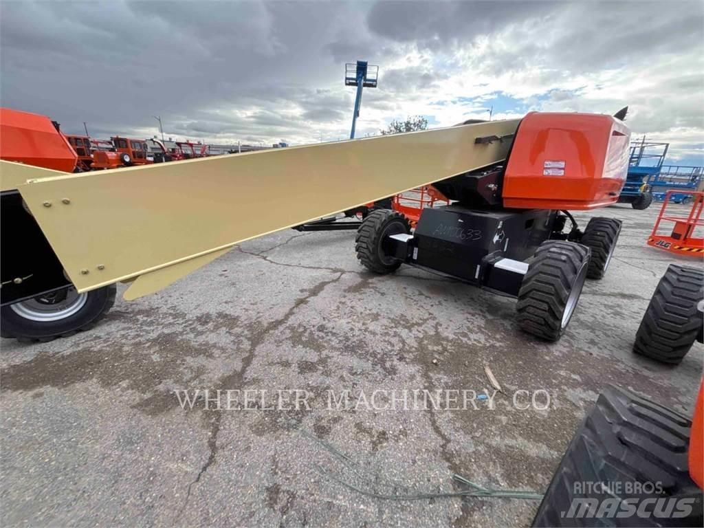 JLG 660SJ Zglobne podizne platforme