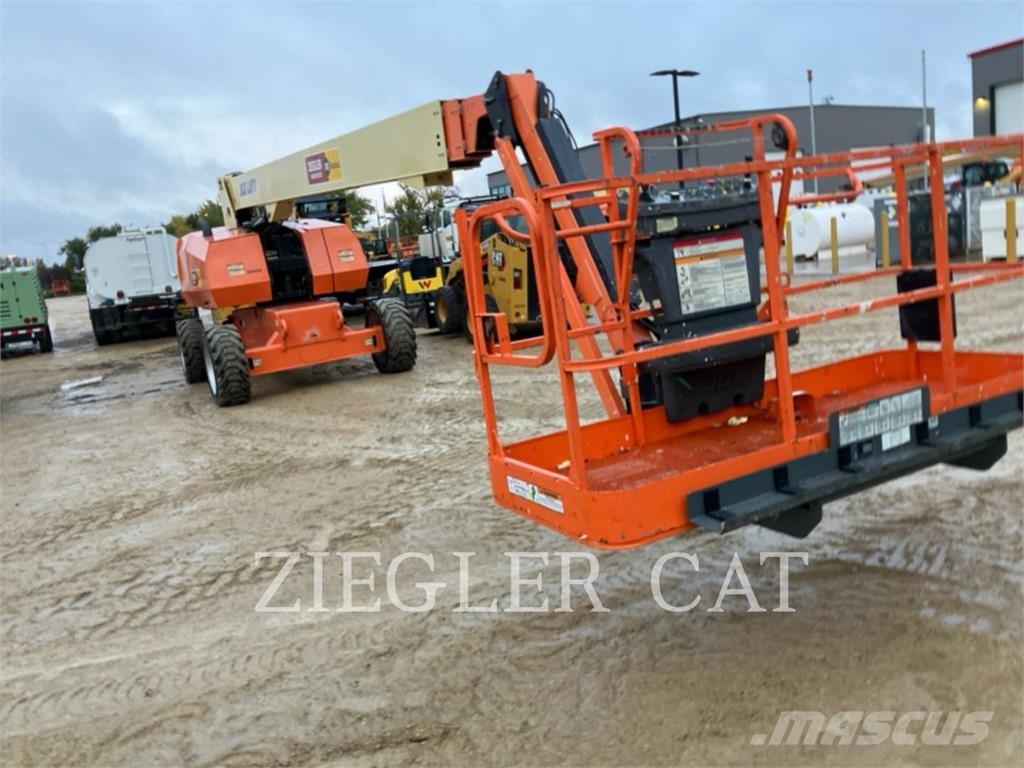 JLG 860SJ Zglobne podizne platforme
