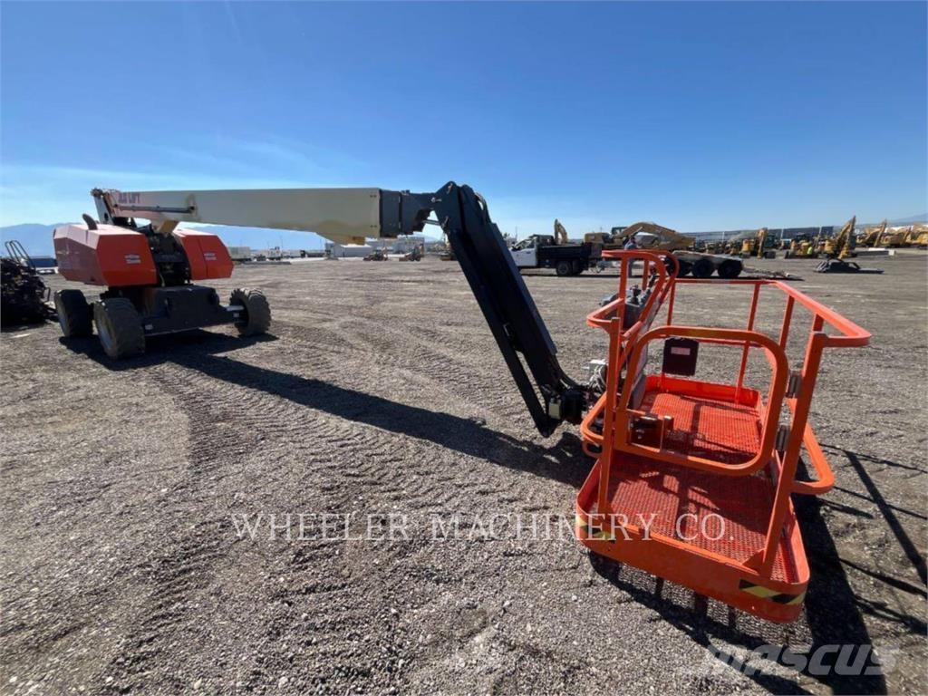 JLG 860SJ SP Zglobne podizne platforme