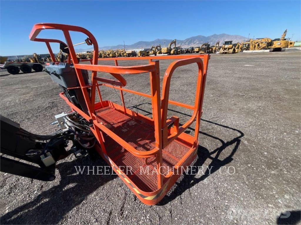 JLG 860SJ SP Zglobne podizne platforme