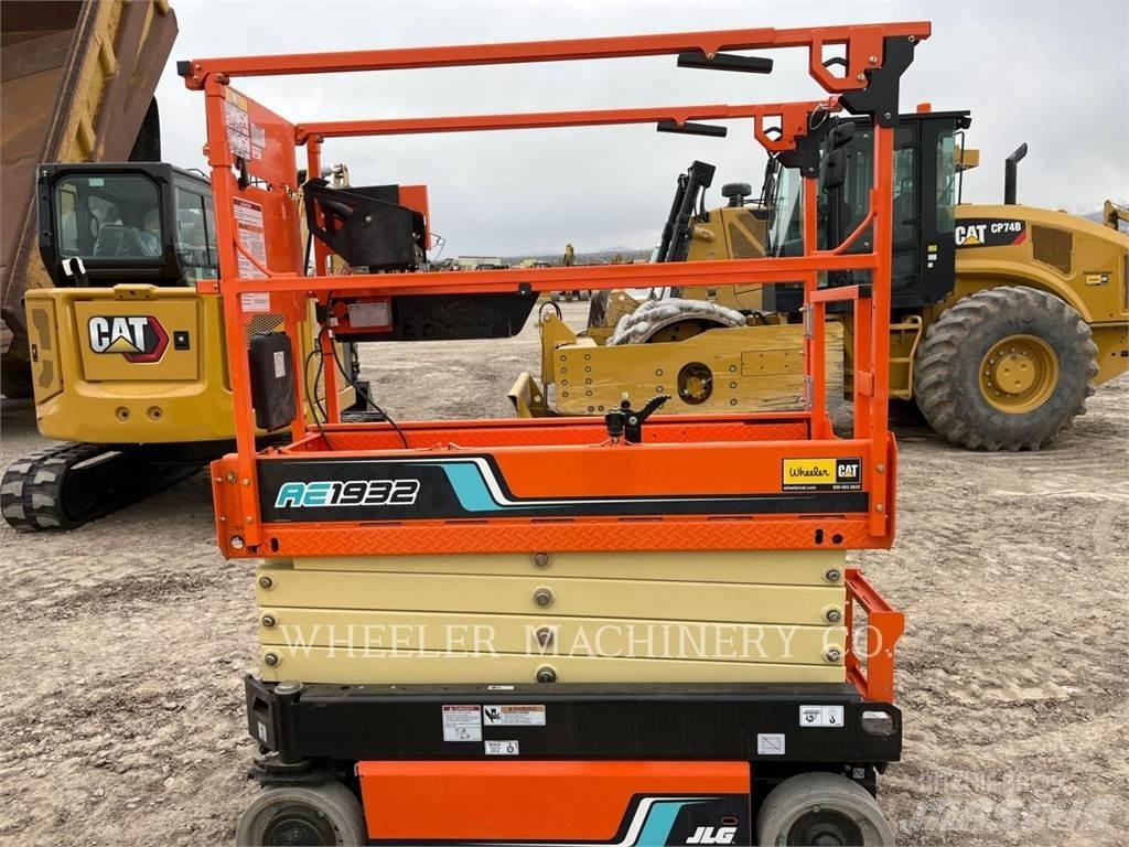 JLG AE1932 Makazaste platforme