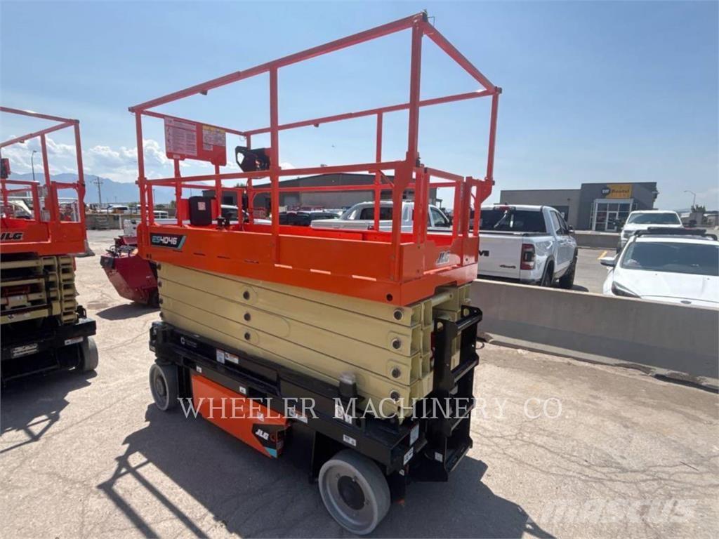 JLG ES4046 Makazaste platforme