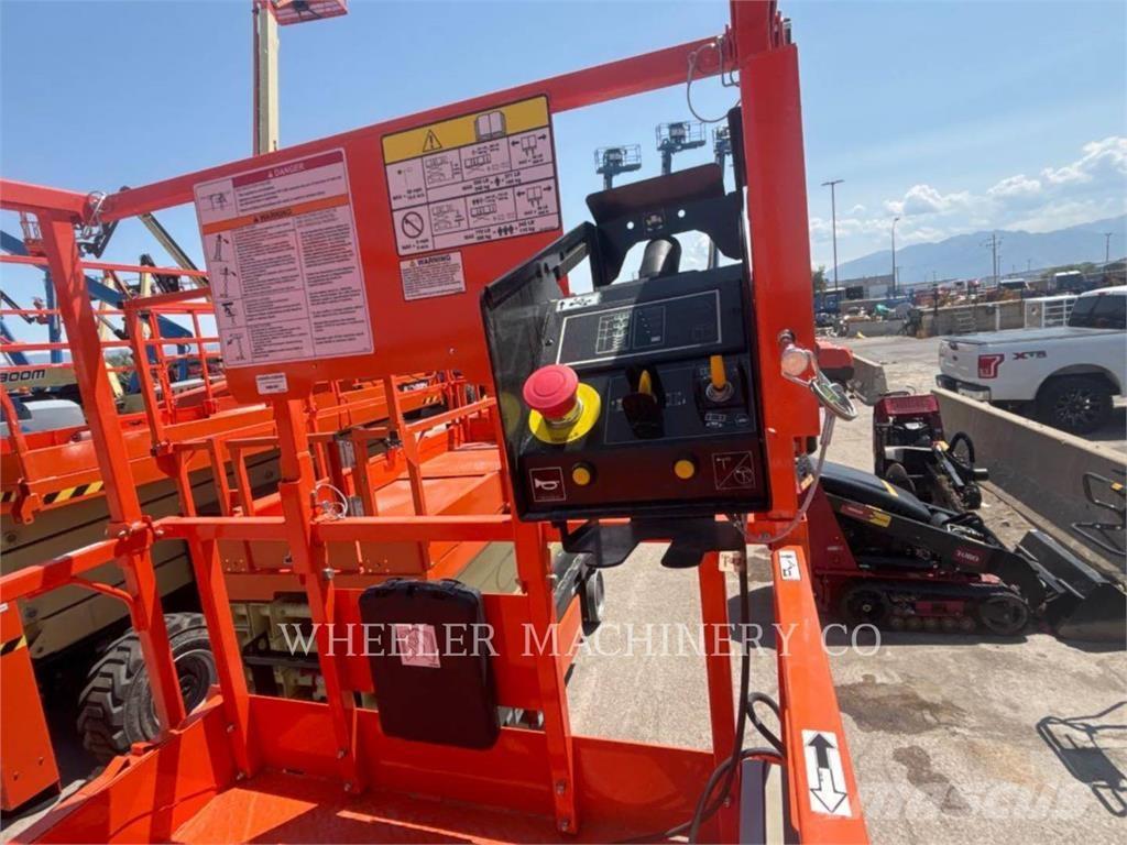 JLG ES4046 Makazaste platforme
