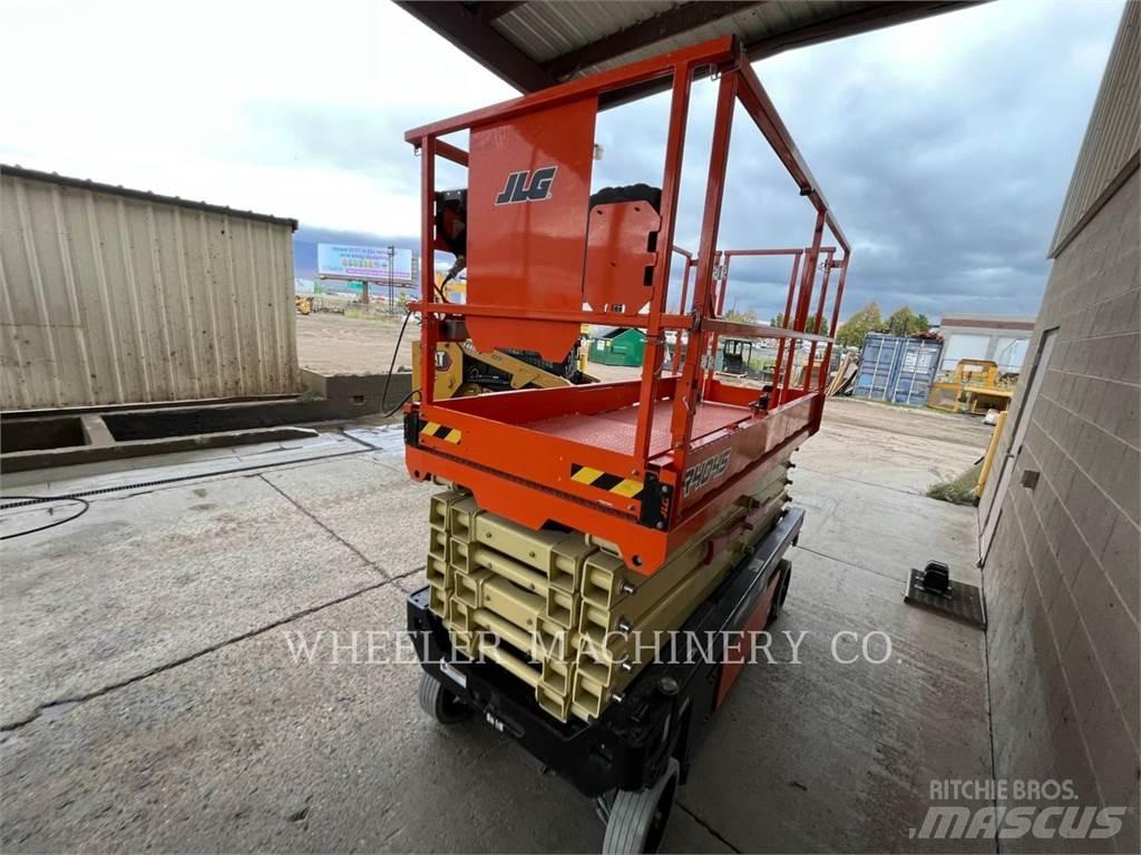 JLG R4045 Makazaste platforme