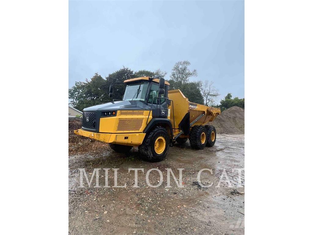 John Deere 260E Zglobni damperi