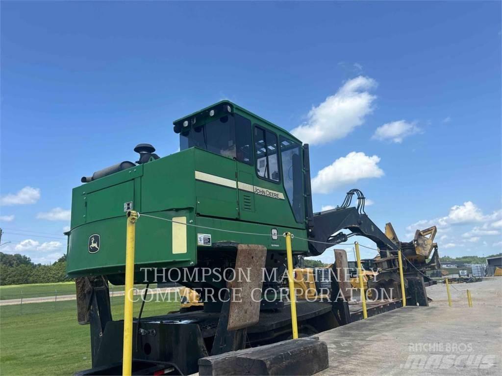 John Deere 437D Utovarivači stabala