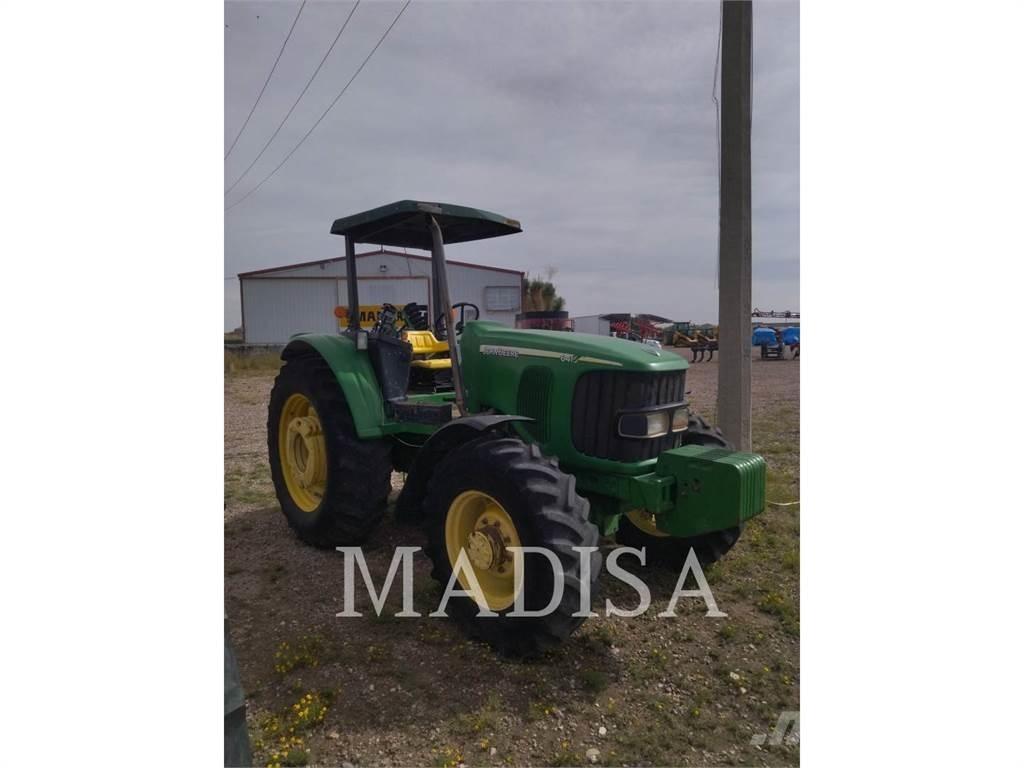John Deere 6415 Traktori