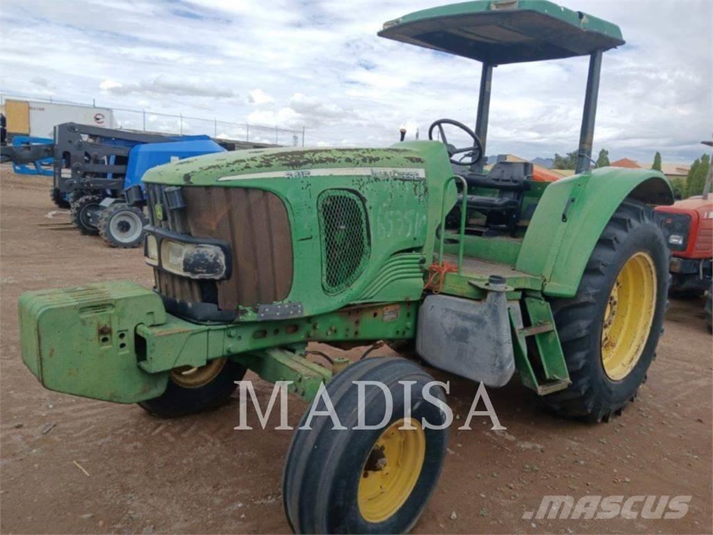 John Deere 6415 Traktori