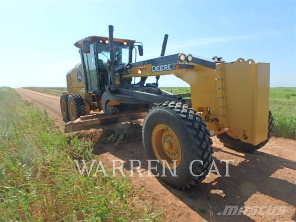 John Deere 670 Grejderi
