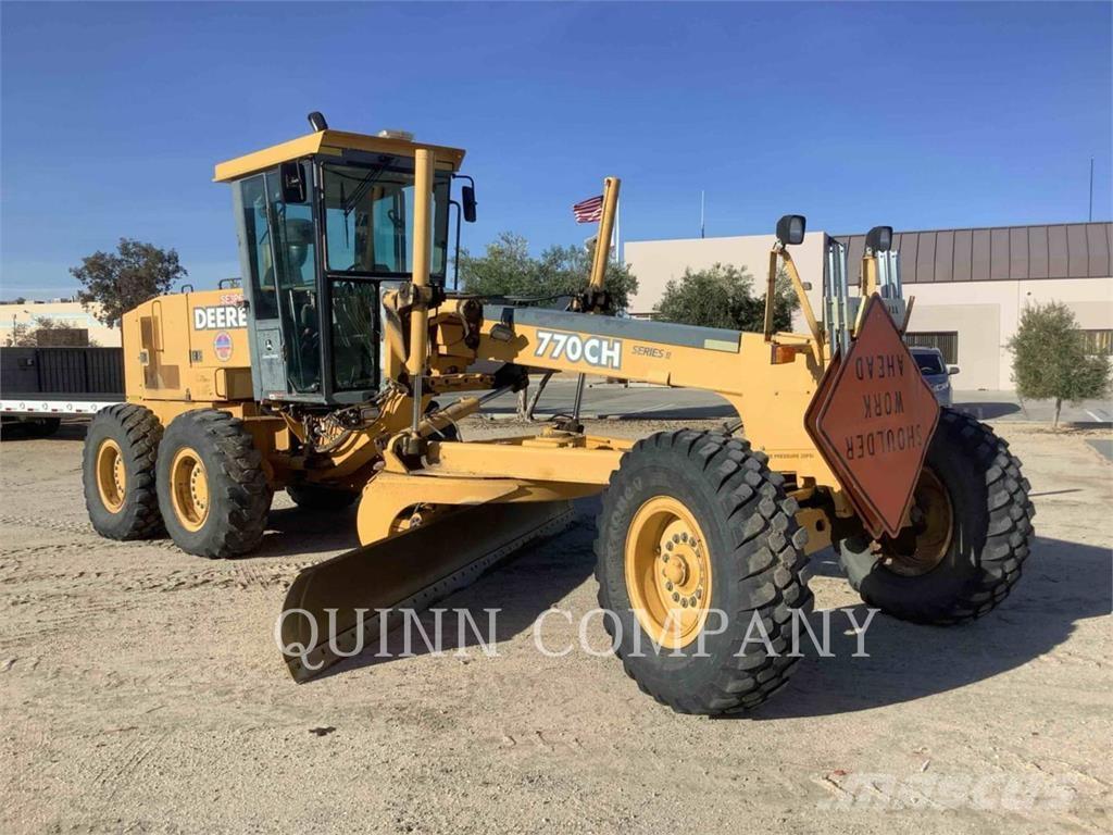 John Deere 770CH Grejderi