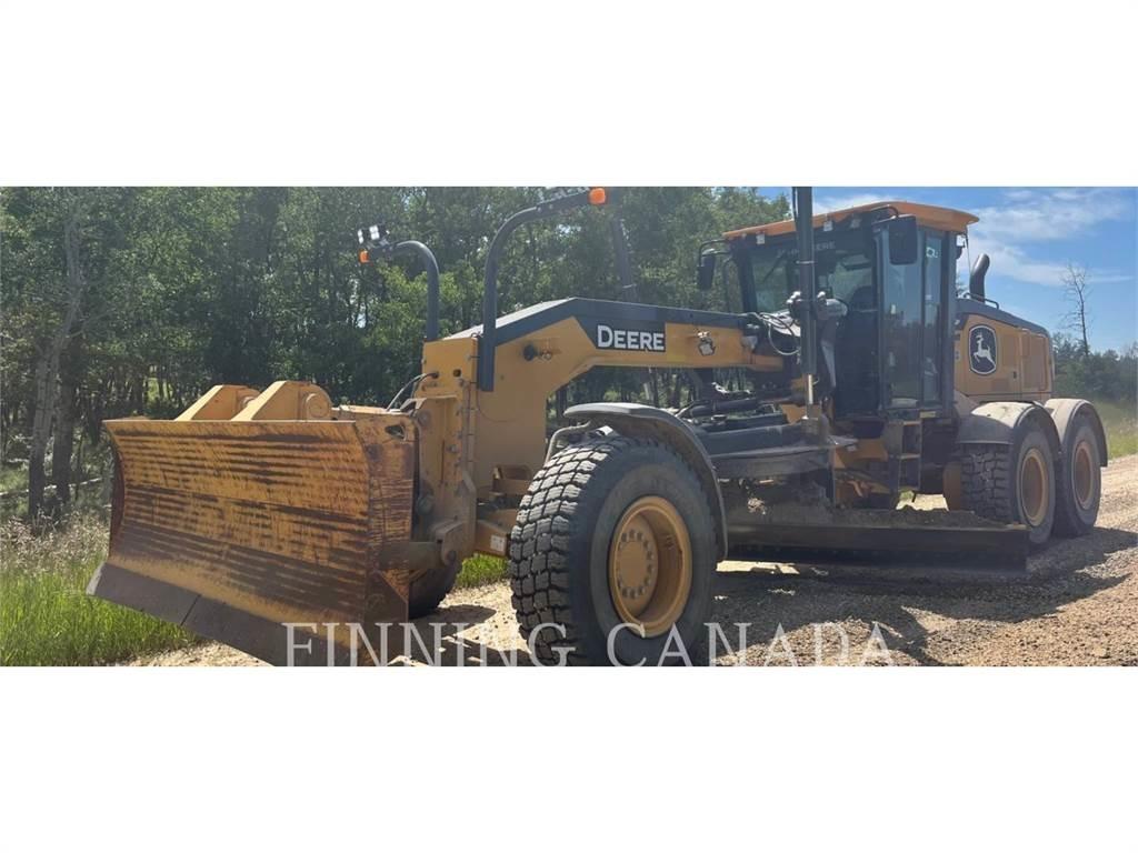 John Deere 772G Grejderi