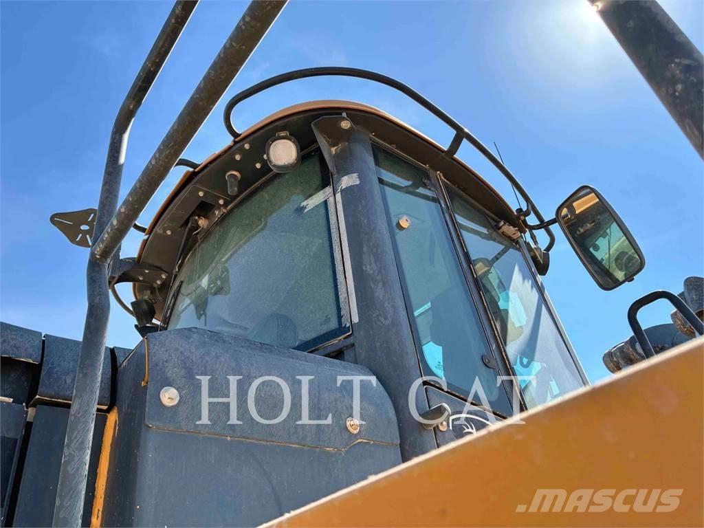 John Deere 844K III Utovarivači na točkove