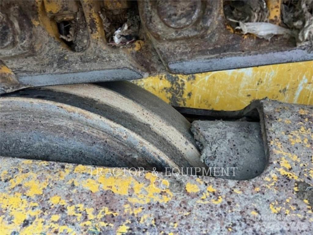 John Deere 950K Buldožeri guseničari