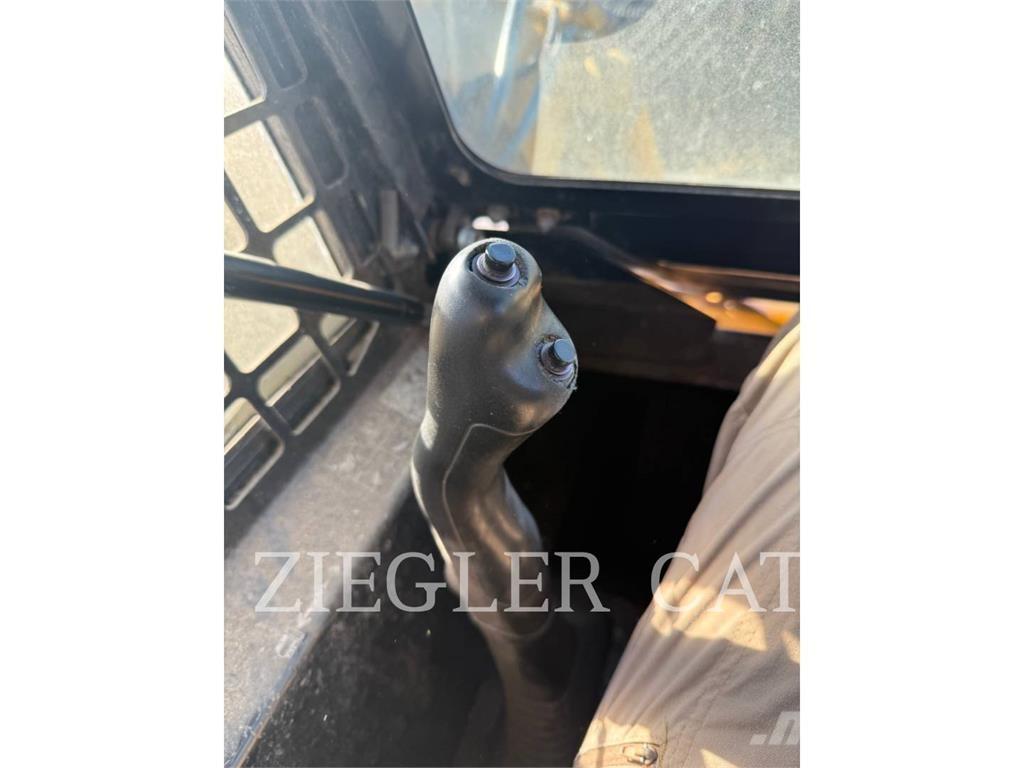 John Deere & CO. 270 Skid steer mini utovarivači