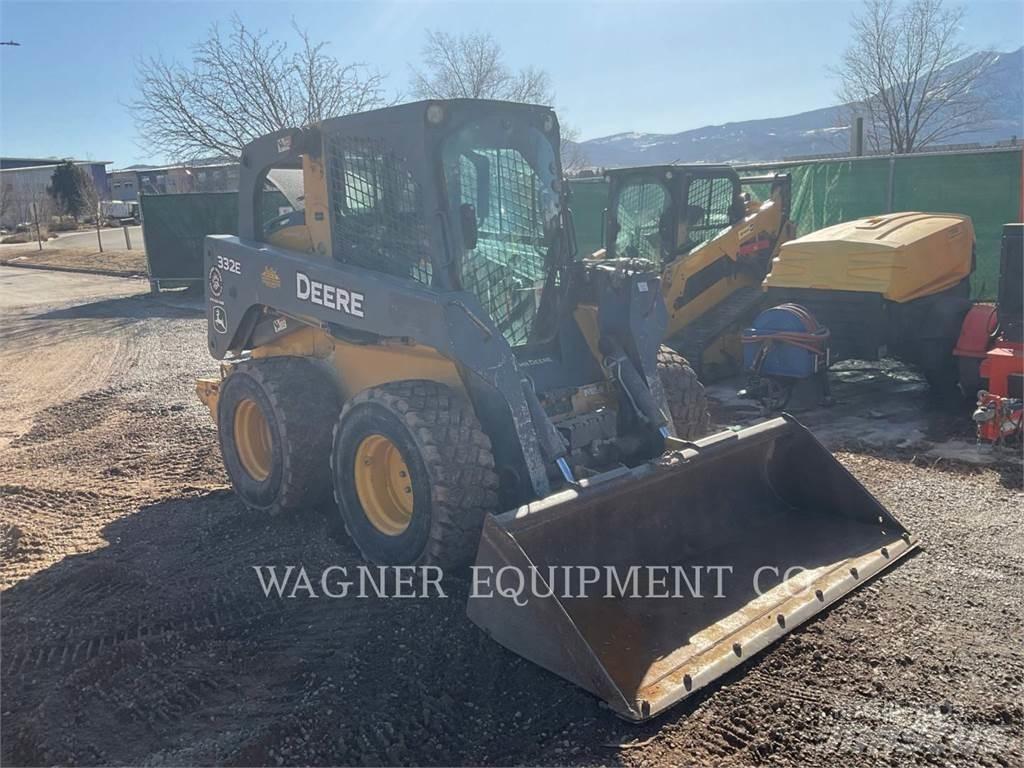 John Deere & CO. 332E Skid steer mini utovarivači