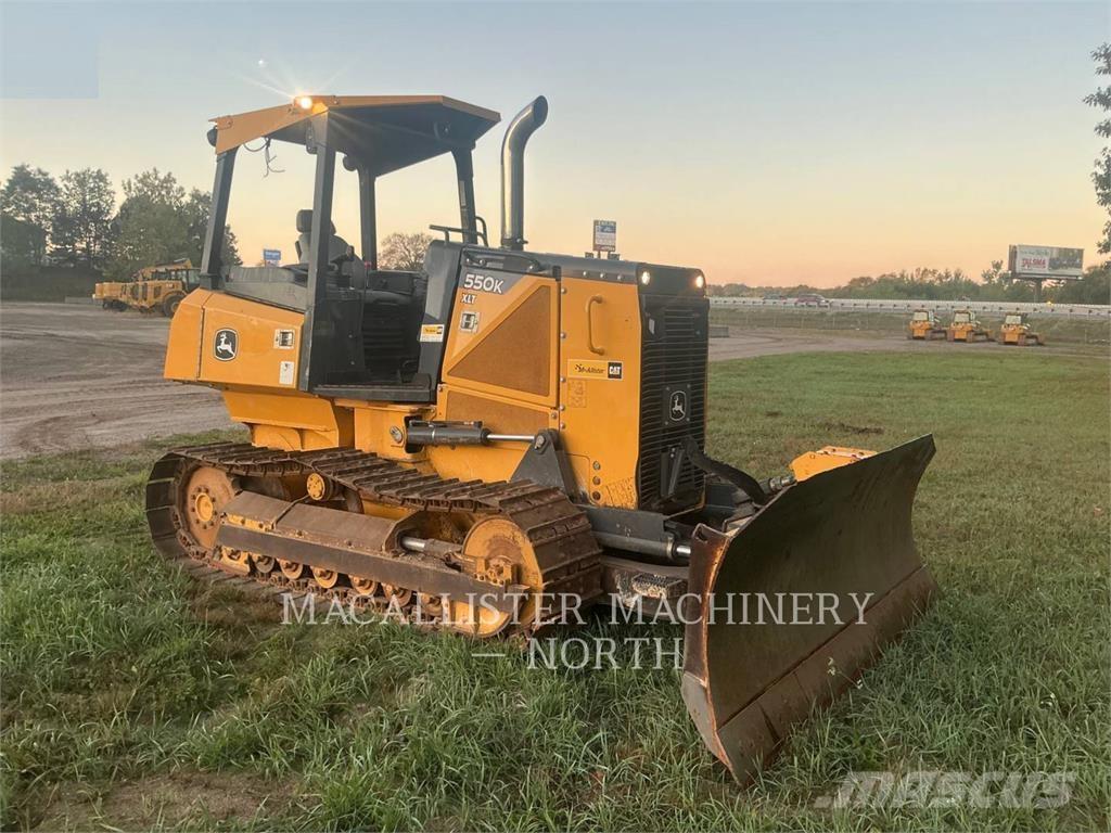 John Deere & CO. 550 Buldožeri guseničari