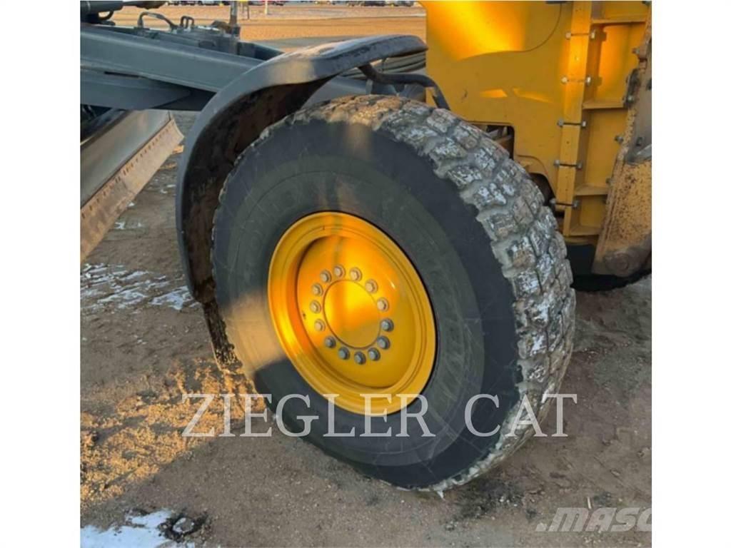 John Deere & CO. 772G Grejderi