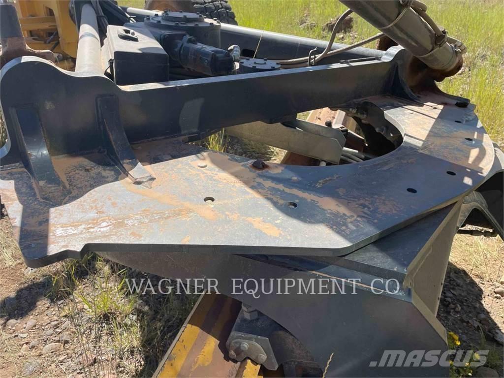 John Deere & CO. 772G AWD Grejderi