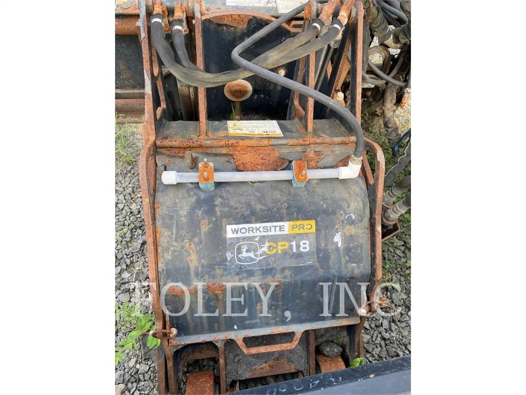 John Deere CP18 Planeri