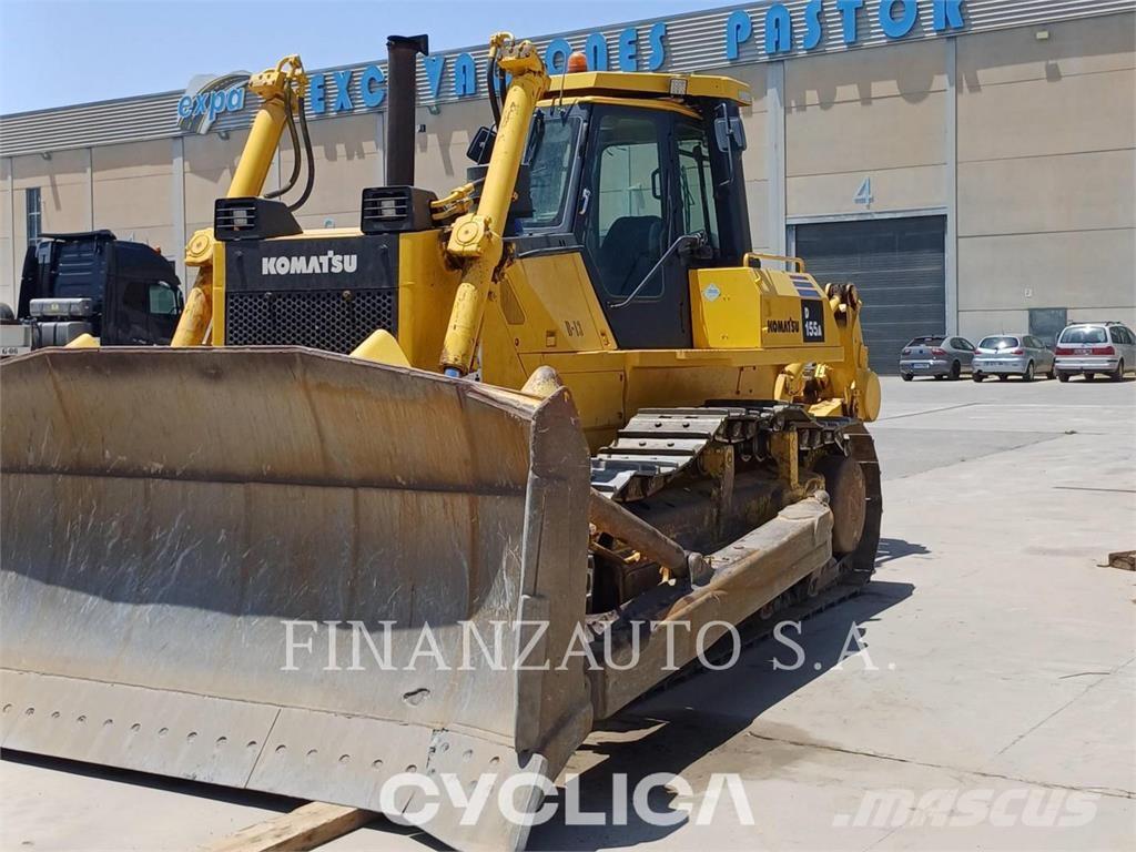 Komatsu D155 Buldožeri guseničari
