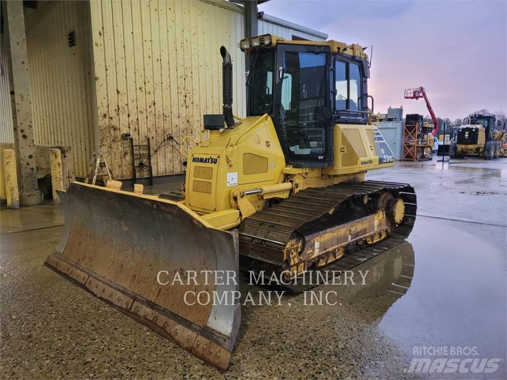 Komatsu D51 PXI Buldožeri guseničari