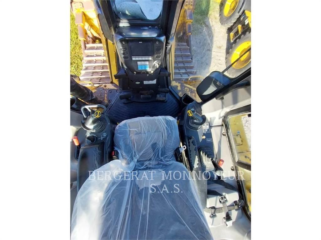 Komatsu D65 Buldožeri guseničari