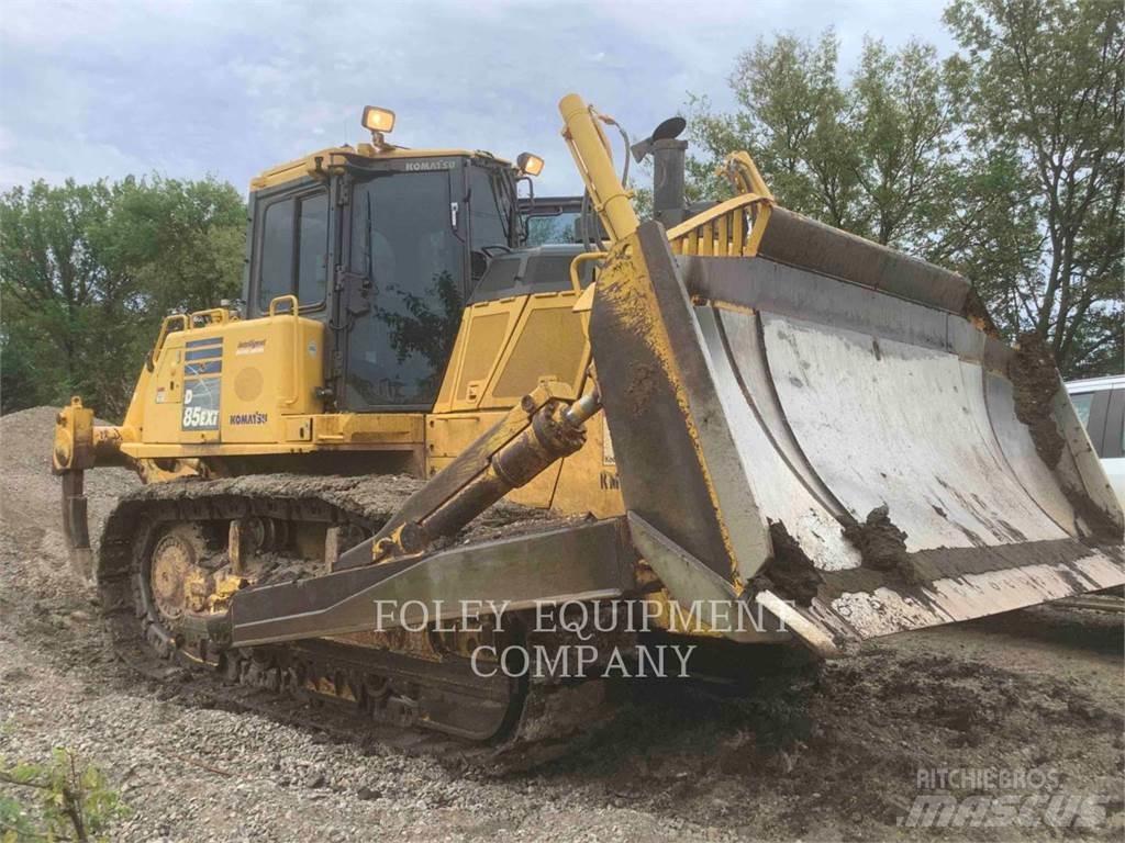 Komatsu D85EXI Buldožeri guseničari
