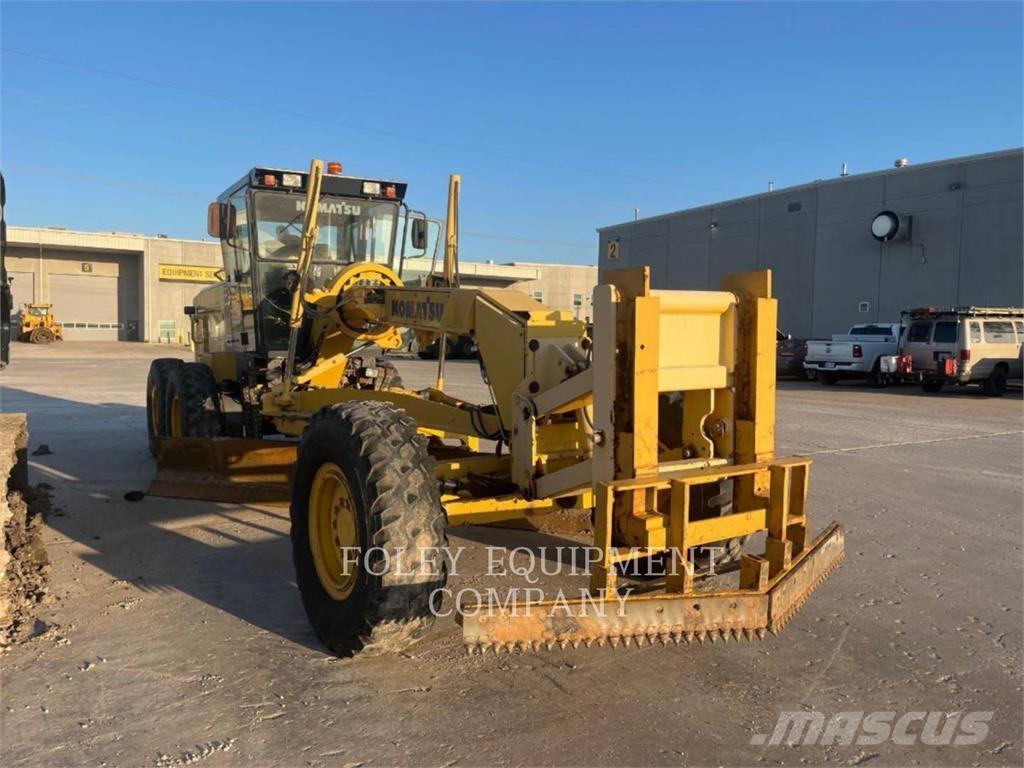 Komatsu GD655-3 Grejderi