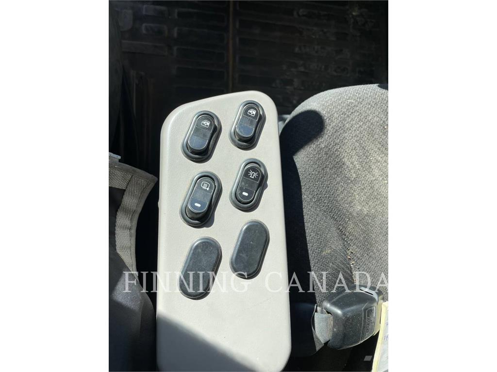 Komatsu HD605-8 Zglobni damperi