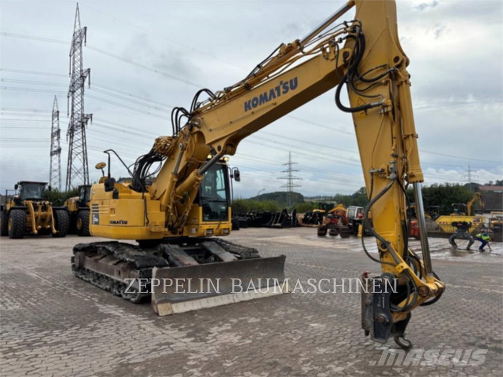 Komatsu PC228 Bageri guseničari