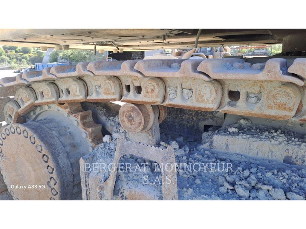 Komatsu PC700LC Bageri guseničari