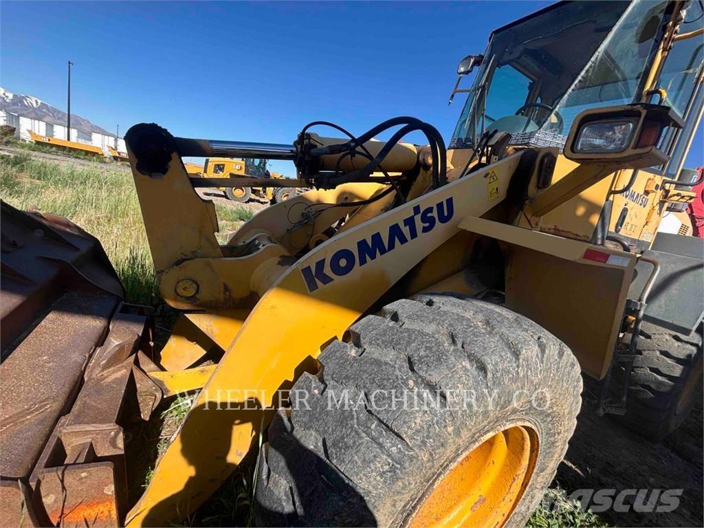 Komatsu WA250-5L Utovarivači na točkove